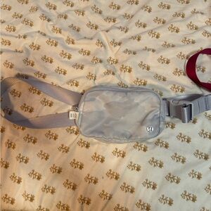 Lululemon belt bag new